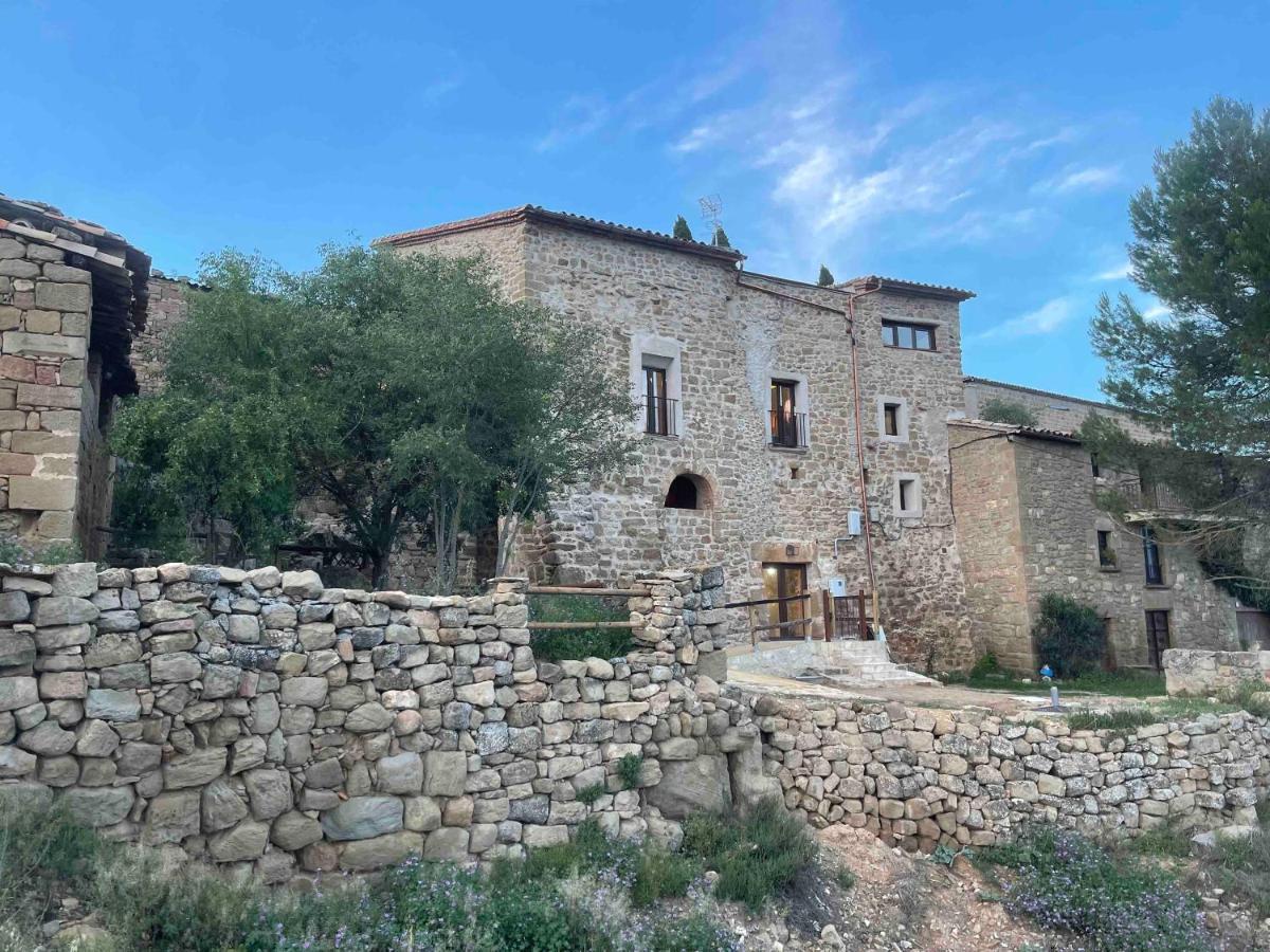 Castell De L'Aguda Hotel Torá de Riubregós Kültér fotó
