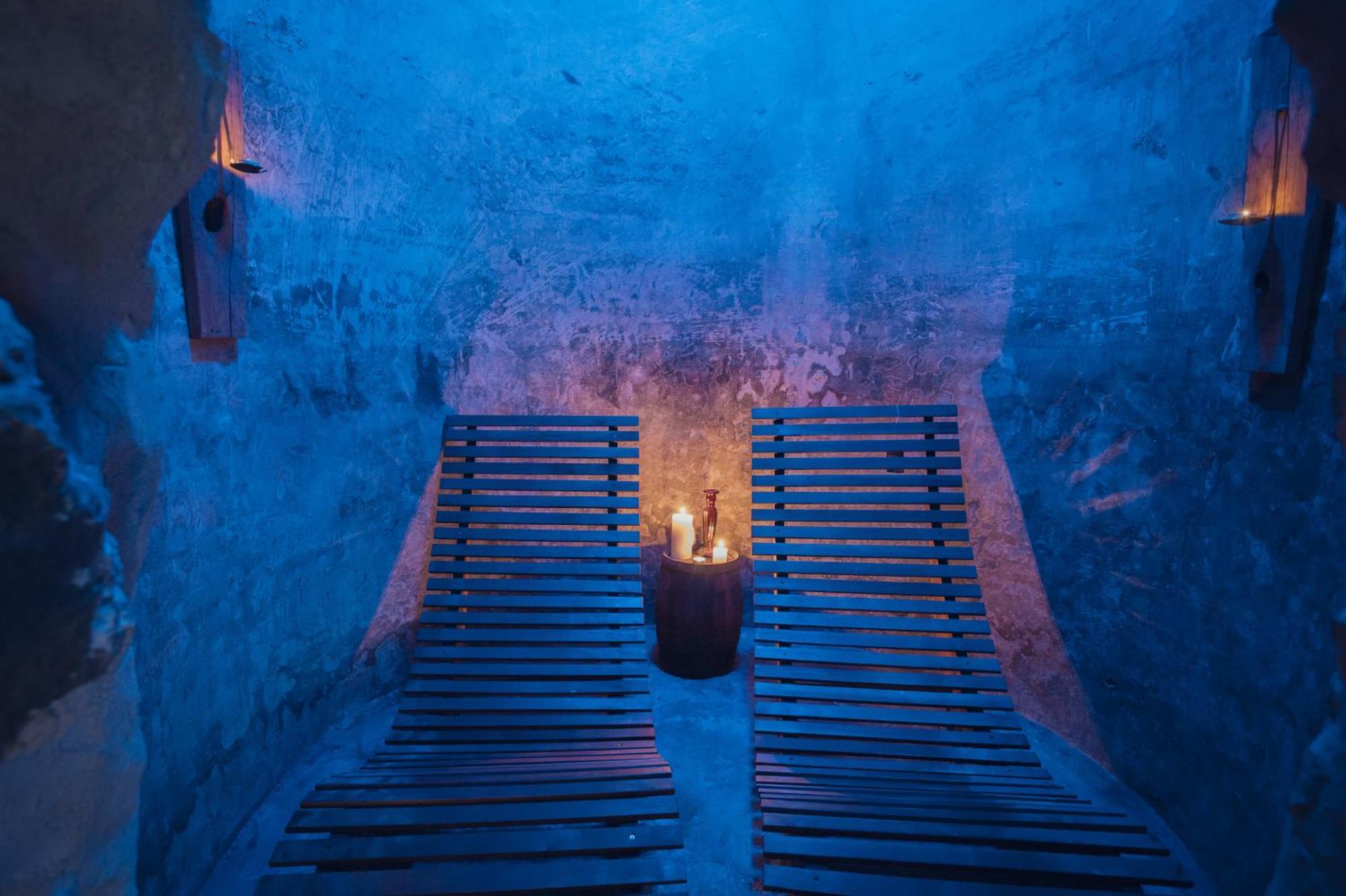 Castell De L'Aguda Hotel Torá de Riubregós Kültér fotó